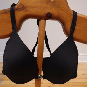 La vie en rose black padded bra 32A